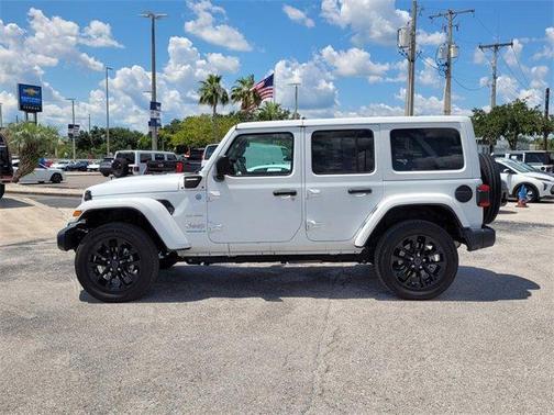2024 Jeep Wrangler 4xe Sahara