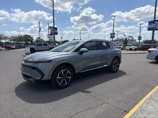 Sterling Gray Metallic 2025 Chevrolet Equinox EV LT