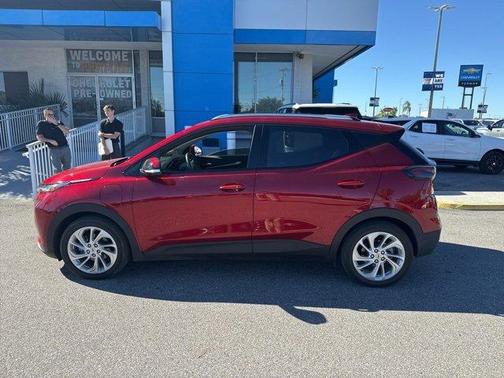 2023 Chevrolet Bolt EUV LT