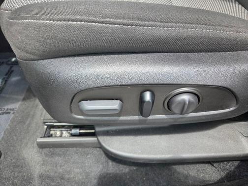 Northsky Blue Metallic 2023 Chevrolet Traverse LT Cloth