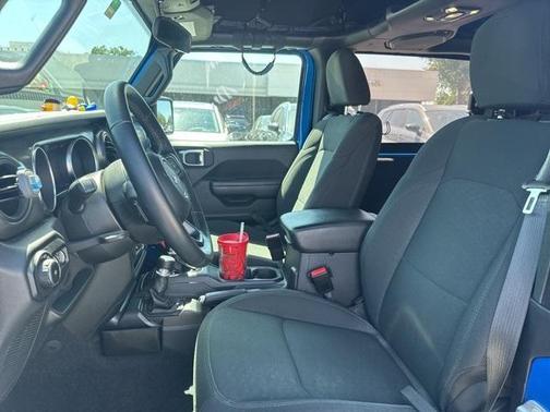 2021 Jeep Wrangler Sport