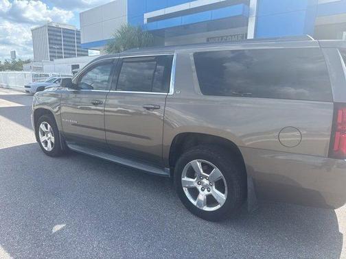2016 Chevrolet Suburban LT