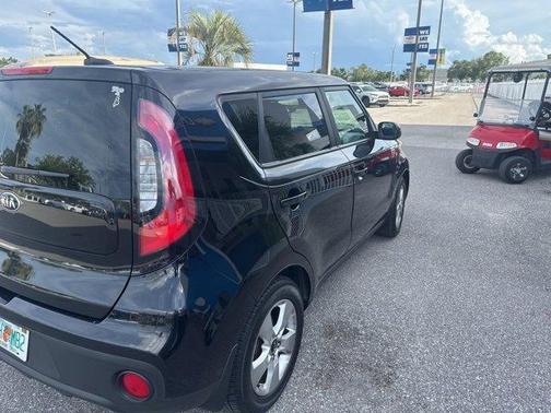 2017 Kia Soul Base