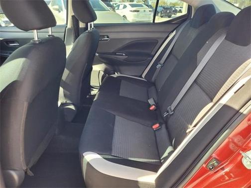 2021 Nissan Versa 1.6 SV