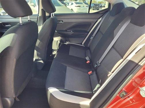 2021 Nissan Versa 1.6 SV