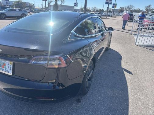 2019 Tesla Model 3 Mid Range