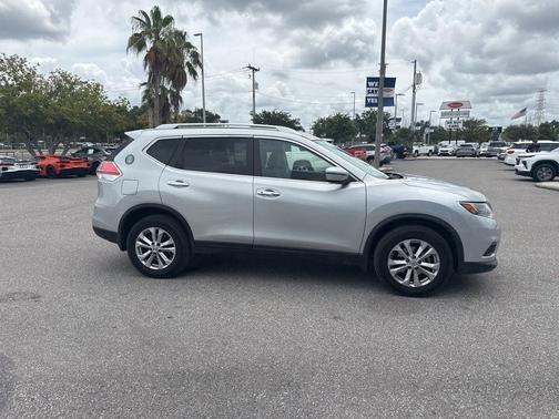 Brilliant Silver 2016 Nissan Rogue SV