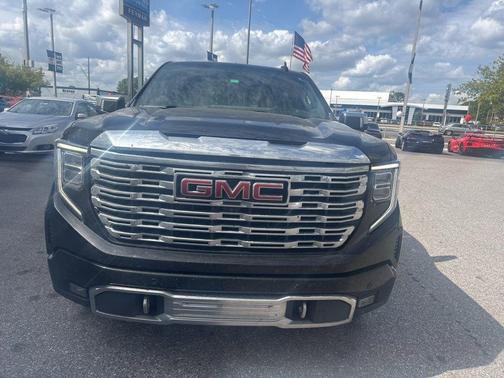 Onyx Black 2023 GMC Sierra 1500 Denali