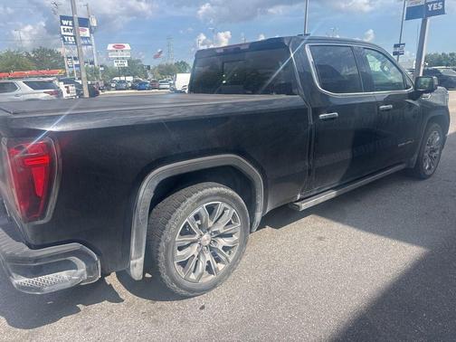 Onyx Black 2023 GMC Sierra 1500 Denali