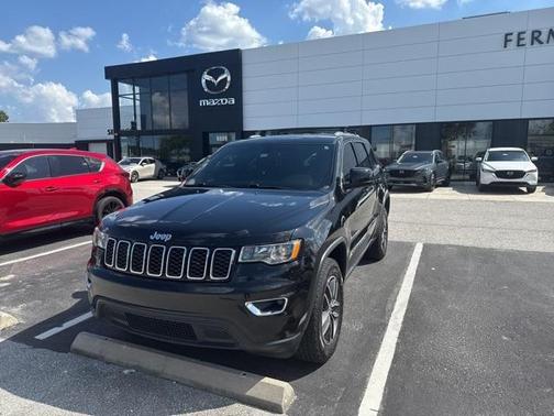 2018 Jeep Grand Cherokee Laredo E