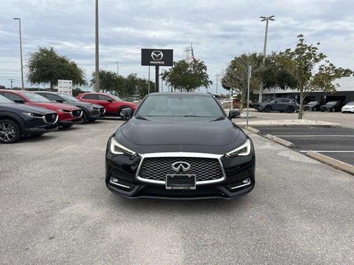 2018 INFINITI Q60 3.0t LUXE