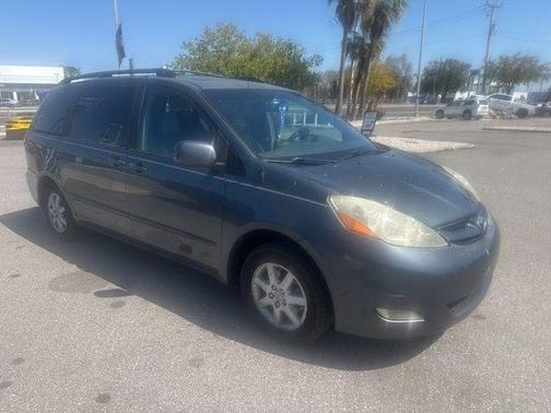 2008 Toyota Sienna 