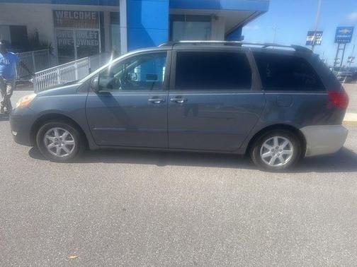 2008 Toyota Sienna 