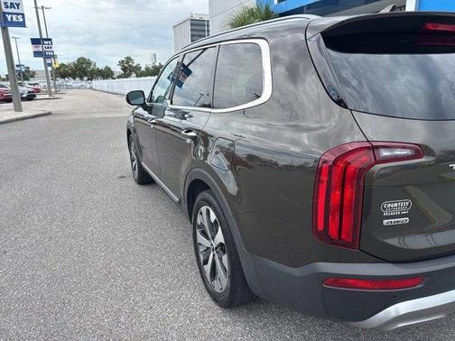 2020 Kia Telluride S