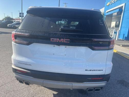 2025 GMC Acadia Elevation