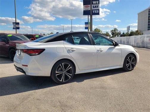 2022 Nissan Sentra SR