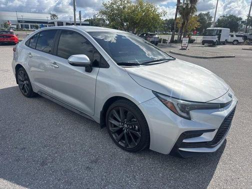 Classic Silver 2025 Toyota Corolla SE