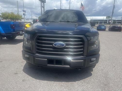 Black 2017 Ford F-150 XLT