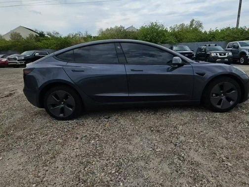 2023 Tesla Model 3 Base