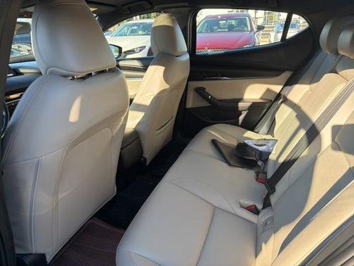 2023 Mazda Mazda3 FWD w/Preferred Package