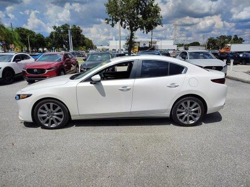 2024 Mazda Mazda3 FWD w/Preferred Package