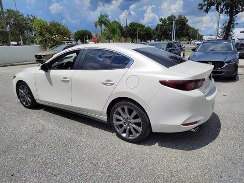 2024 Mazda Mazda3 FWD w/Preferred Package