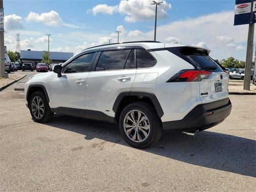 2025 Toyota RAV4 Hybrid XLE Premium