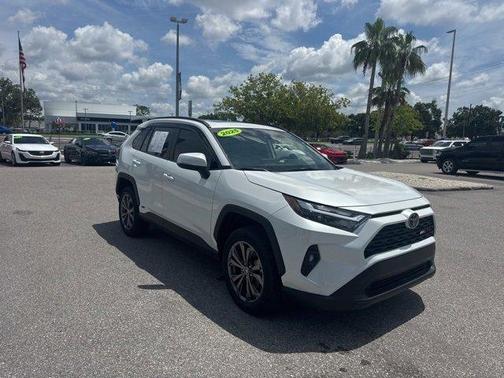 2025 Toyota RAV4 Hybrid XLE Premium