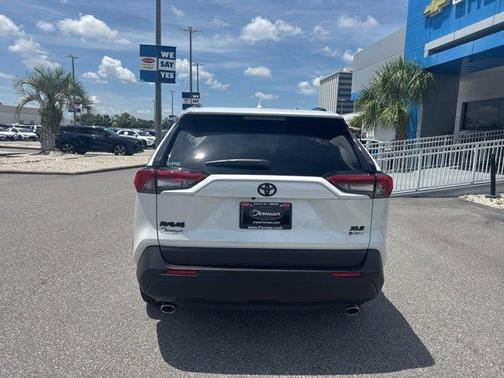 2025 Toyota RAV4 Hybrid XLE Premium