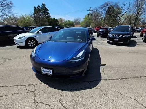 2019 Tesla Model 3 Standard Range Plus