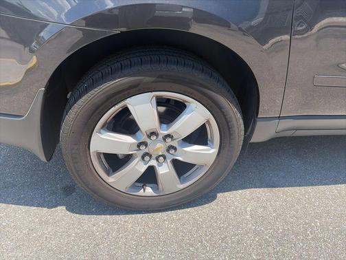 Tungsten Metallic 2016 Chevrolet Traverse 1LT