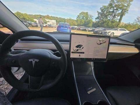 2020 Tesla Model 3 Standard Range