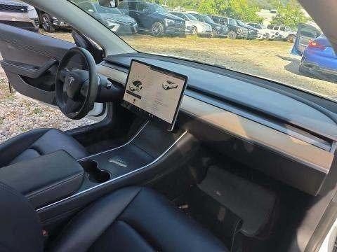 2020 Tesla Model 3 Standard Range