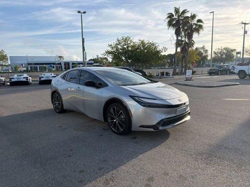 2023 Toyota Prius XLE