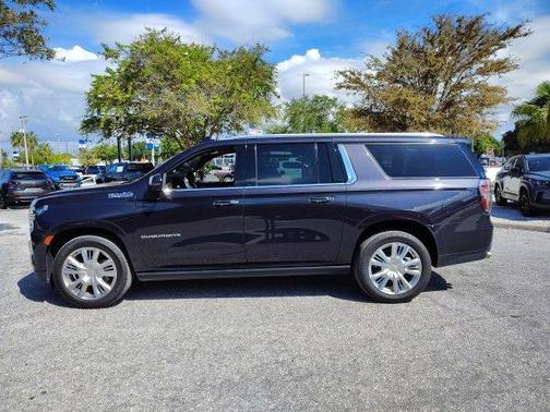 2023 Chevrolet Suburban High Country
