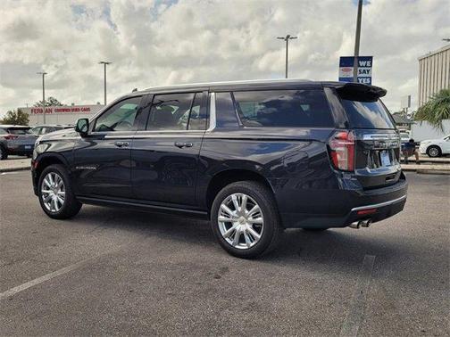 2023 Chevrolet Suburban High Country