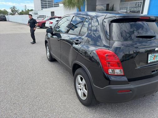 Black Granite Metallic 2016 Chevrolet Trax LS