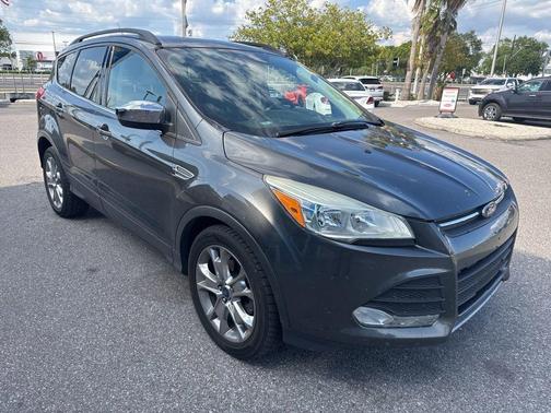 Gray 2016 Ford Escape SE