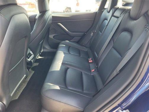 2022 Tesla Model 3 Base