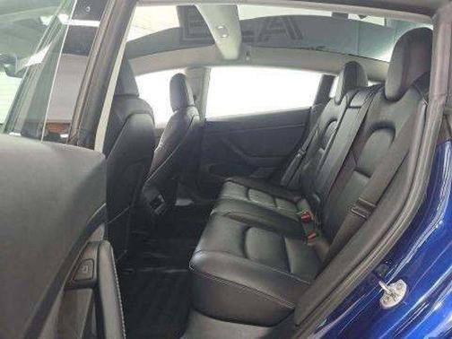 2022 Tesla Model 3 Base