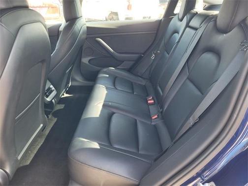 2022 Tesla Model 3 Base