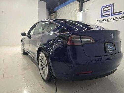 2022 Tesla Model 3 Base