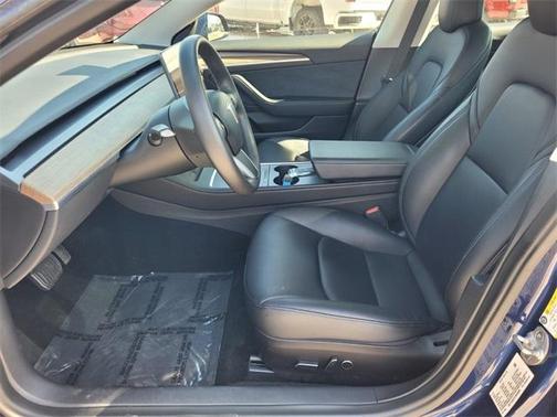 2022 Tesla Model 3 Base