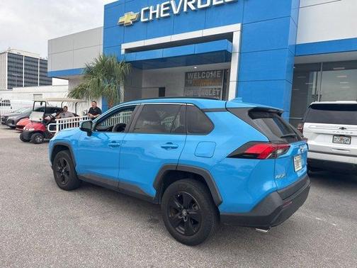 2021 Toyota RAV4 XLE