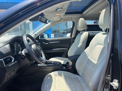 2023 Mazda CX-5 2.5 S Preferred Package