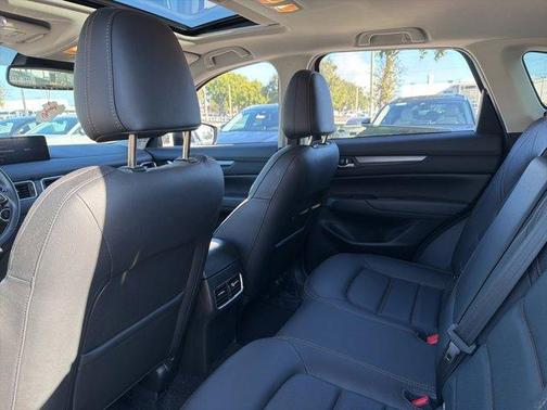 2022 Mazda CX-5 2.5 S Preferred Package