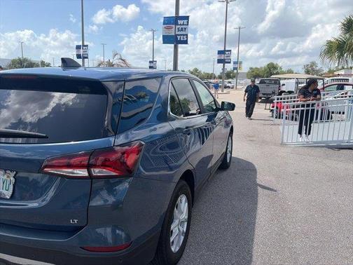 Lakeshore Blue Metallic 2024 Chevrolet Equinox LT