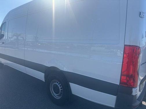2025 Mercedes-Benz Sprinter 2500 170 WB