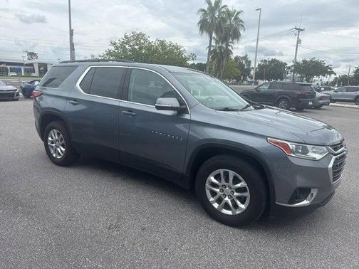 2021 Chevrolet Traverse LT Cloth