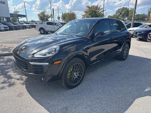 2017 Porsche Cayenne S